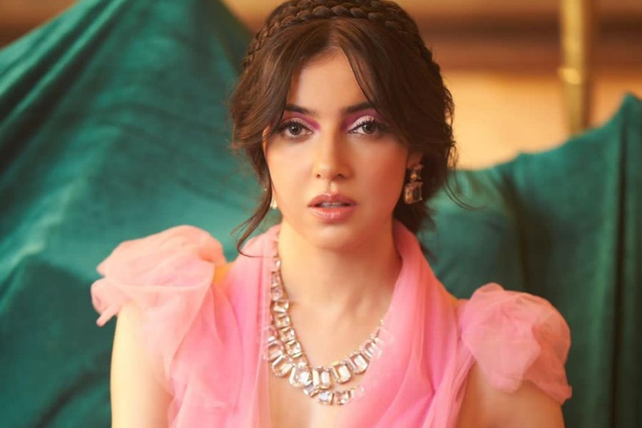 Divya Khosla Calls Out ‘Corporate Bookings’