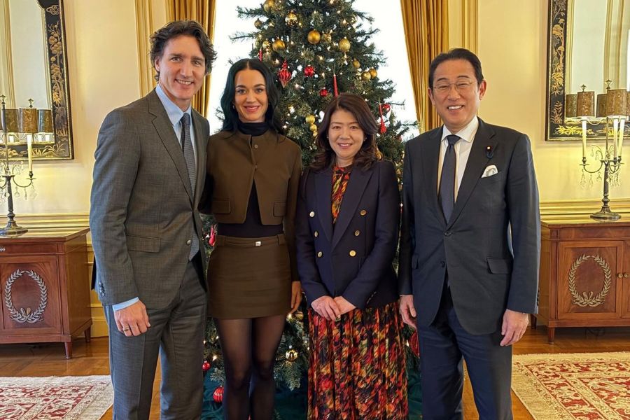 Katy Perry and Justin Trudeau Meet Former Japanese PM Fumio Kishida