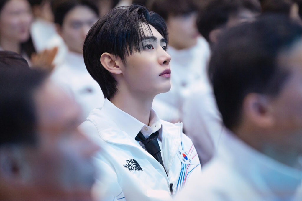 ENHYPEN’s Sunghoon Makes History as Team Korea Torchbearer at Winter Olympics 2026