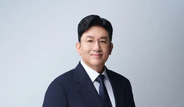 HYBE Founder Bang Si-Hyuk Faces Fresh Legal Heat As Police Prepare Second Arrest Bid
