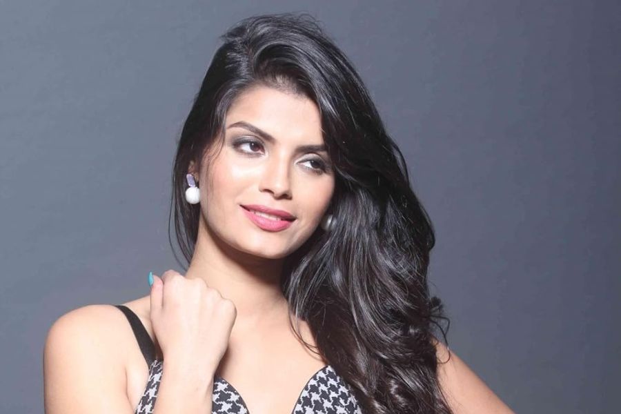 Sonali Raut Shares Disturbing Skin Infection Video, Alleges Shocking Conditions Inside Bigg Boss Marathi 6